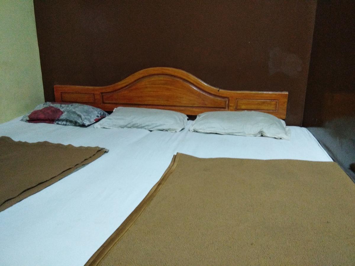 بنغالور C.B Deluxe Lodge المظهر الخارجي الصورة