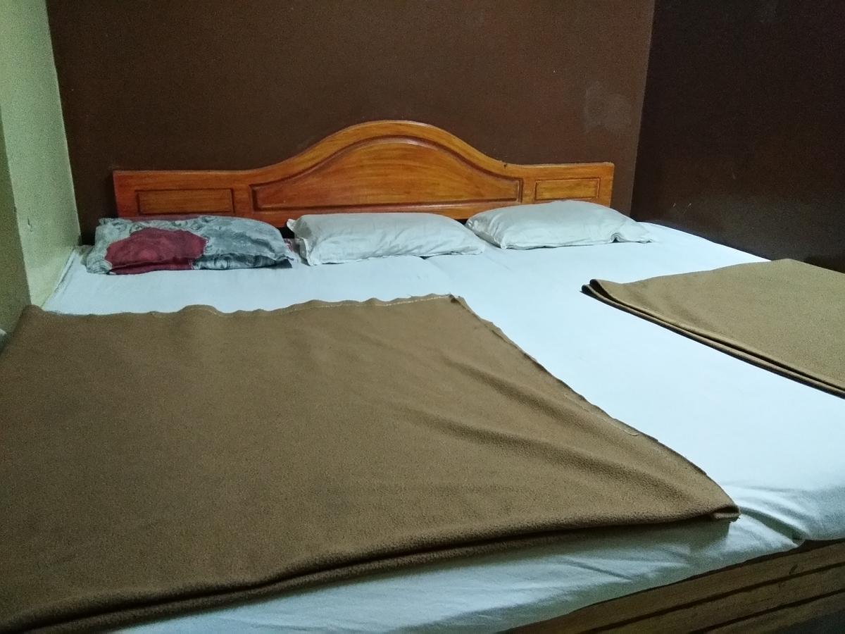 بنغالور C.B Deluxe Lodge المظهر الخارجي الصورة